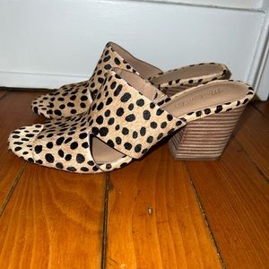NWOT MADEWELL HEELED ANIMAL PRINT SANDALS